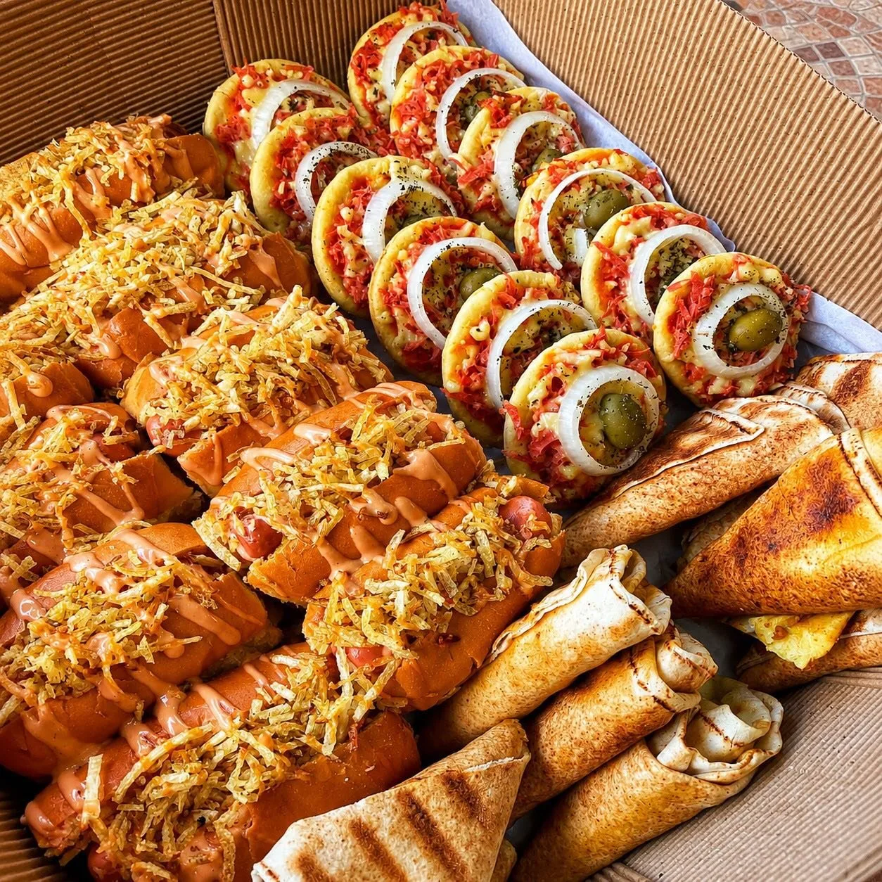 Box KIESSE Premium – Seleção Exclusiva de 68 Mini Lanches para Eventos